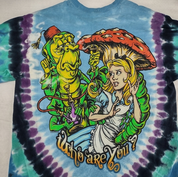 Liquid Blue Alice in Wonderland Mad Hatter Double Sided Short Sleeve Tee Medium - Picture 9 of 11